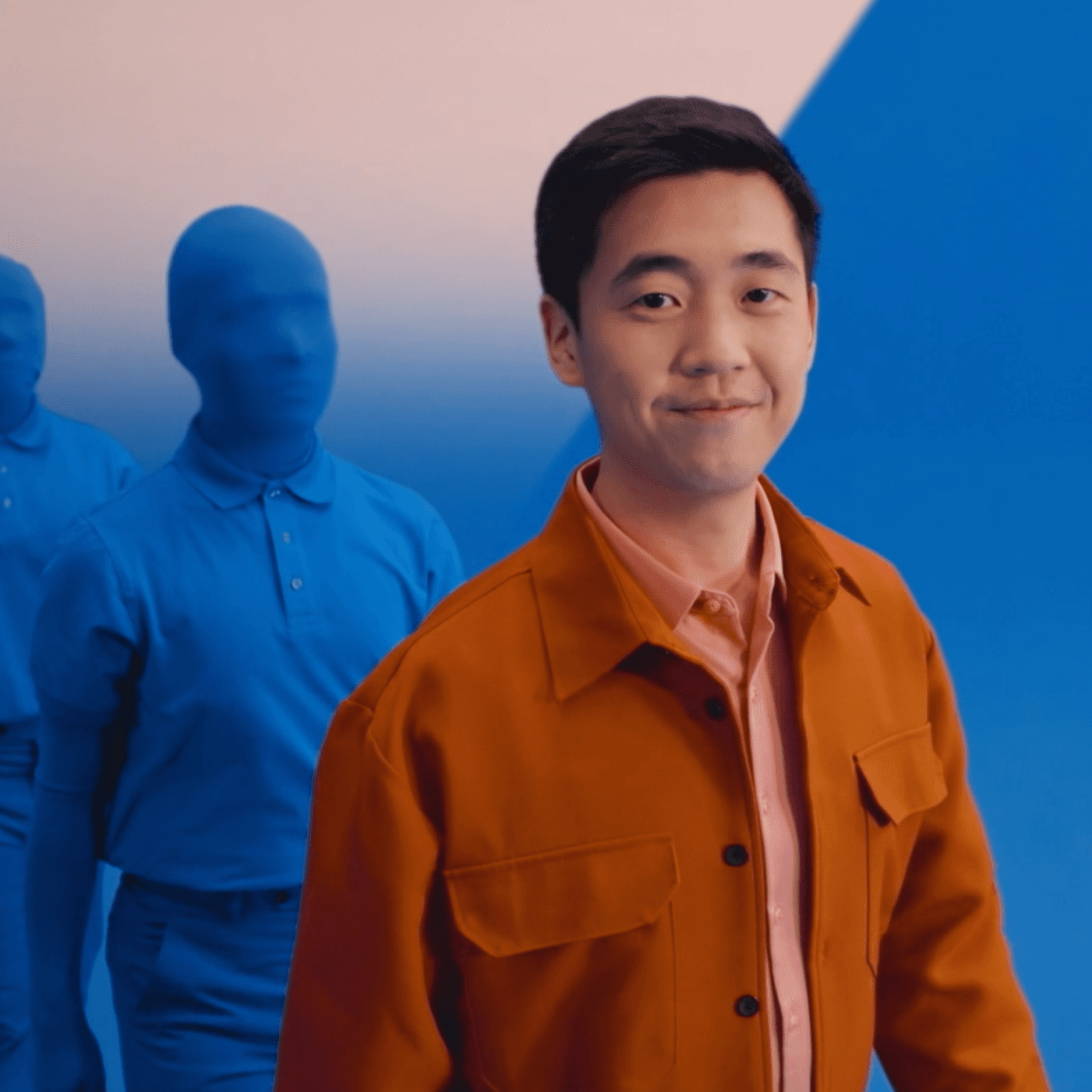 Pinn Yang holding a burger icon